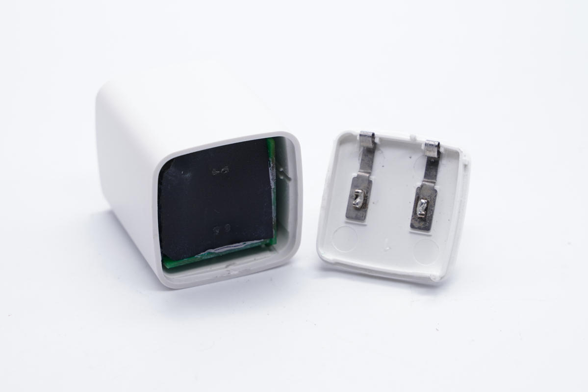 拆解報告：華科生迷你33W快充充電器-充電頭網