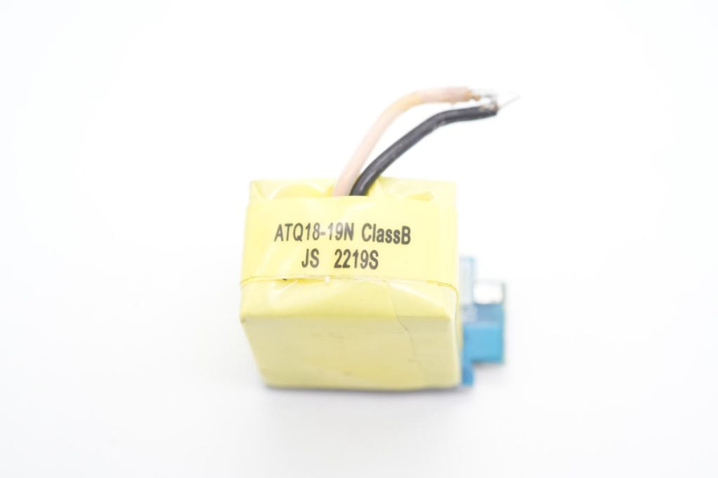 拆解報(bào)告:HKS華科生30W 1A1C氮化鎵充電器-充電頭網(wǎng)