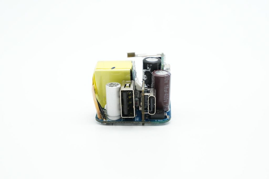 拆解報(bào)告:HKS華科生30W 1A1C氮化鎵充電器-充電頭網(wǎng)